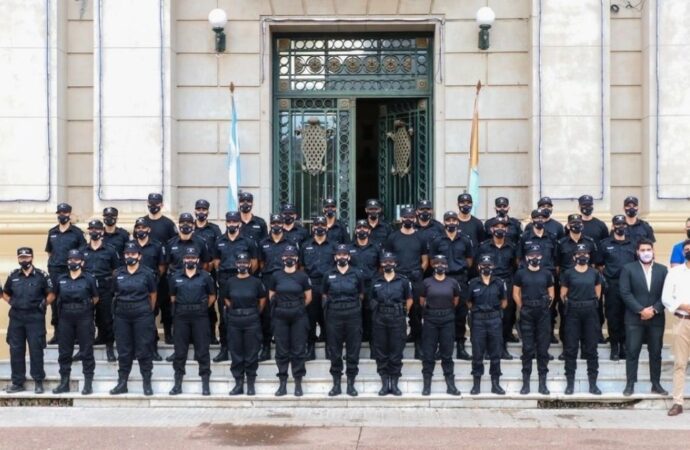 Se incorporan 800 nuevos policías en la provincia