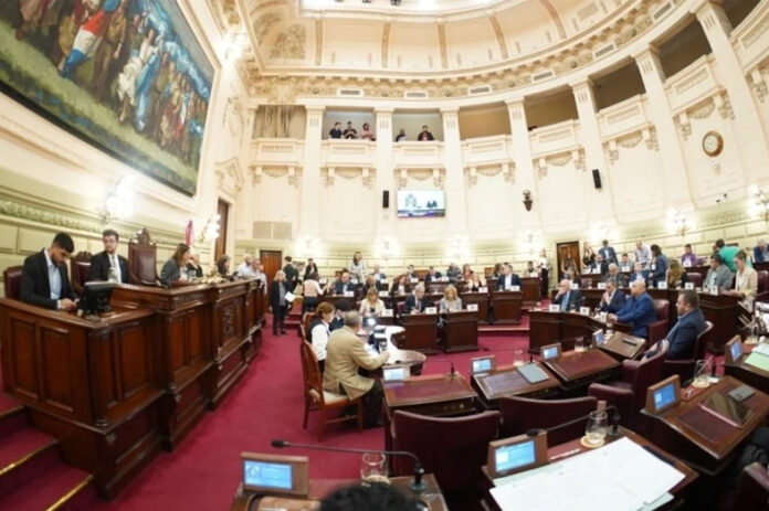 Diputados de Santa Fe renovará autoridades de comisiones | Bumerang News